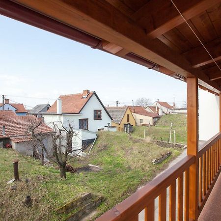 Sklípek Vinařství Paul Hotel Velké Bílovice Exterior foto